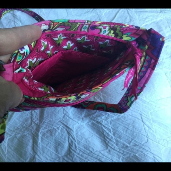 Vera Bradley crossbody purse - Picture 2 of 4